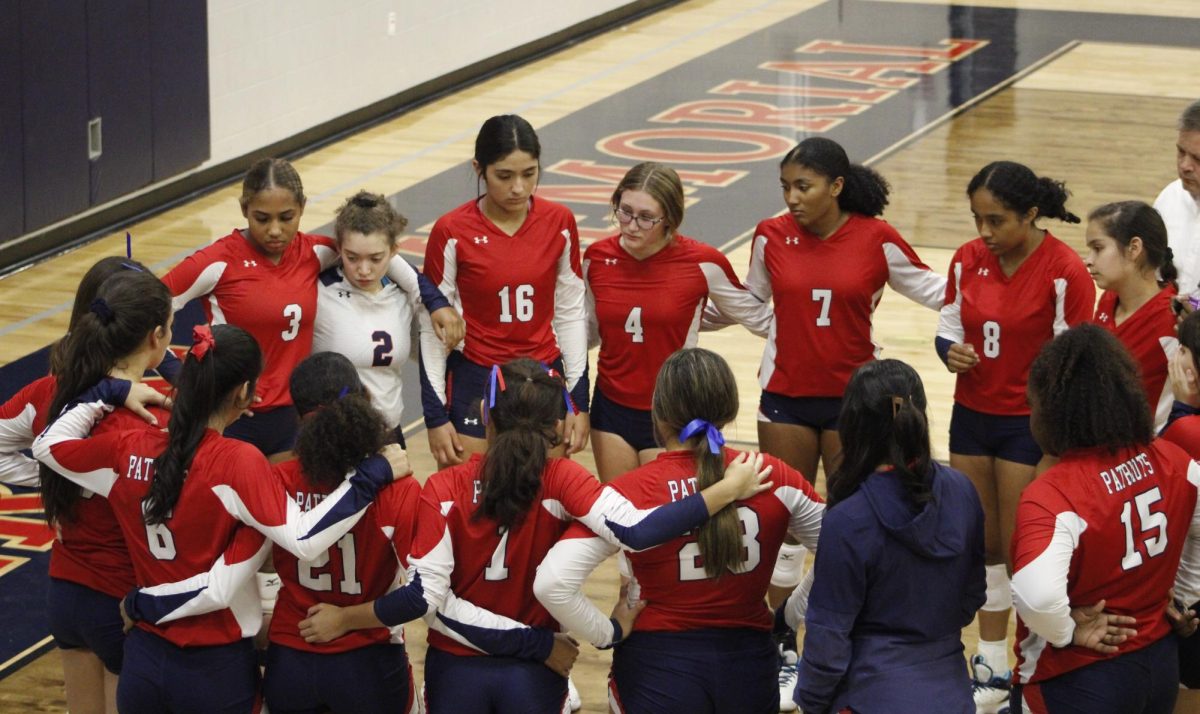  The lady patriot of Vmhs volleyball varsity  team had a game in the gym on friday night Vmhs vs Seguin .
  Burning the middle of the game coach Danaher calls a time out , team gives each other pep talks on friday September 15,the patriots lose 25-18  

