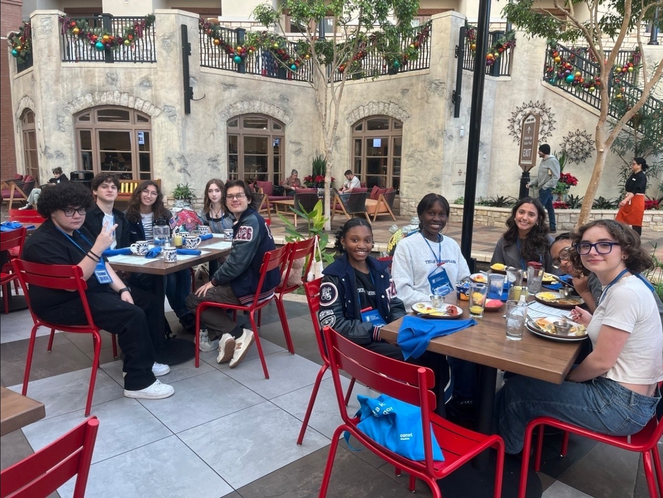 Thespians from Veteran's Troupe #9019 enjoy a shared breakfast at the Grapevine Convention Center.